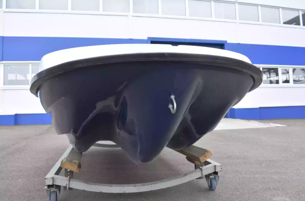 Стеклопластиковая лодка Пингвин New (тримаран) в Пушкино