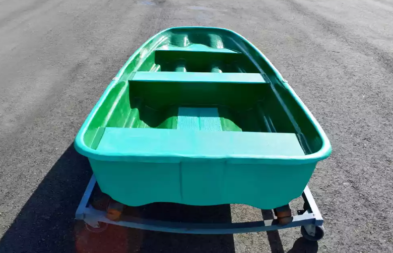 Стеклопластиковая лодка Старт (тримаран) в Пушкино