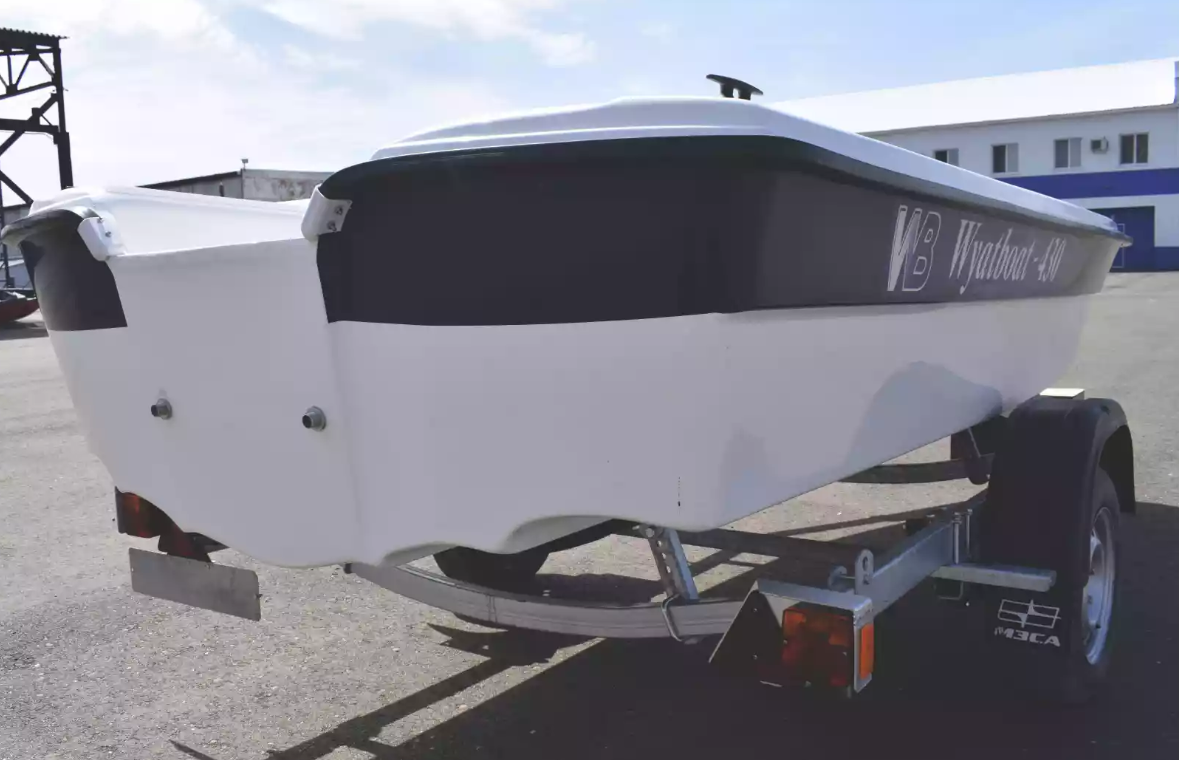 Стеклопластиковая лодка Wyatboat 430 тримаран в Пушкино