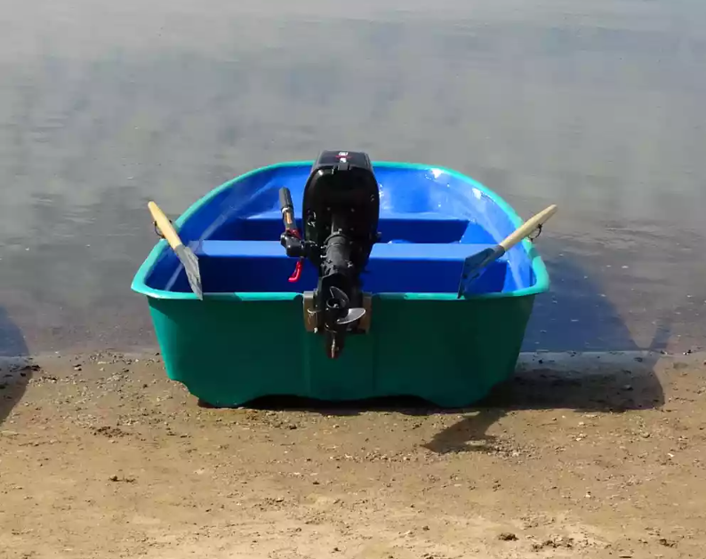 Стеклопластиковая лодка Старт (тримаран) в Пушкино