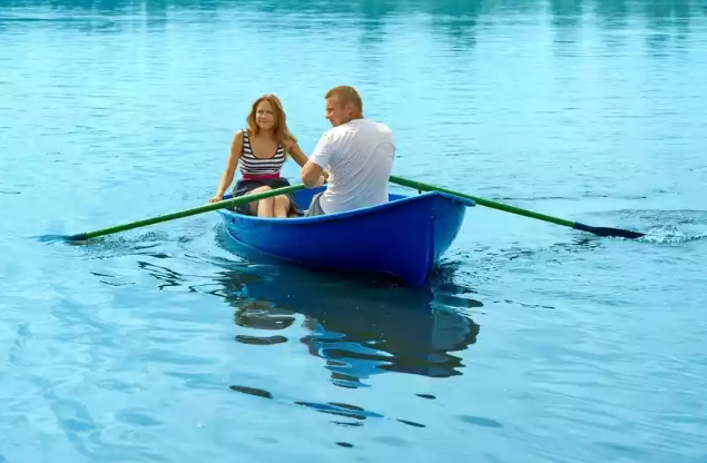 Стеклопластиковая лодка Дельфин в Пушкино