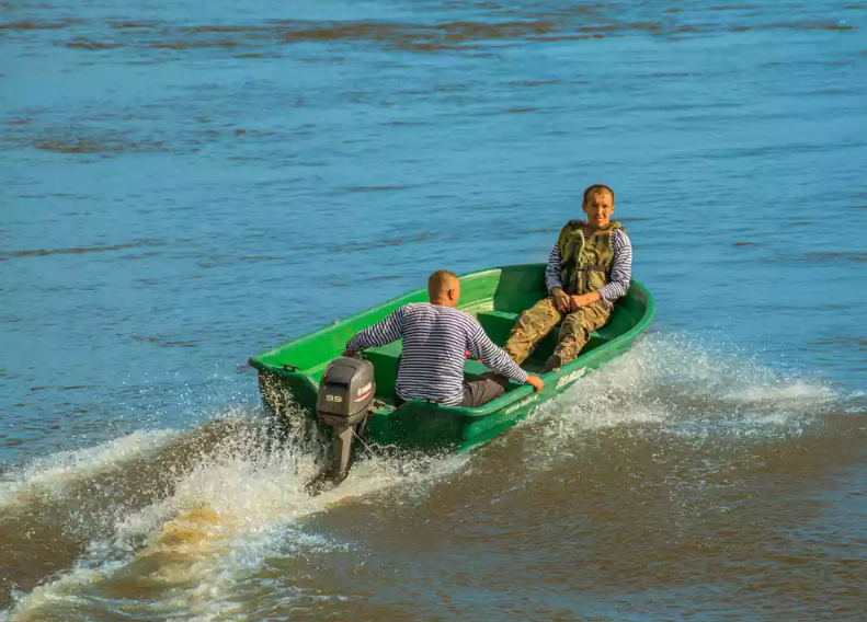 Стеклопластиковая лодка Neman-340 (тримаран) в Пушкино