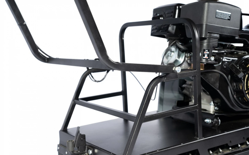 Мотобуксировщик БУРЛАК-M2 LFS 15 л.с. с эл/зап (передний привод, склизы) в Пушкино