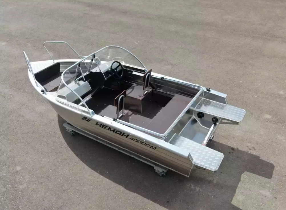 Алюминиевая лодка  Неман-400 DCM NEW в Пушкино