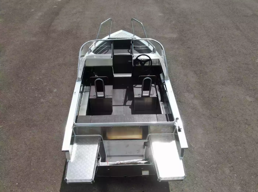 Алюминиевая лодка  Неман-400 DCM NEW в Пушкино