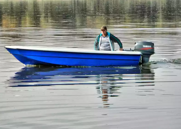 Стеклопластиковая лодка Wyatboat 430 тримаран в Пушкино