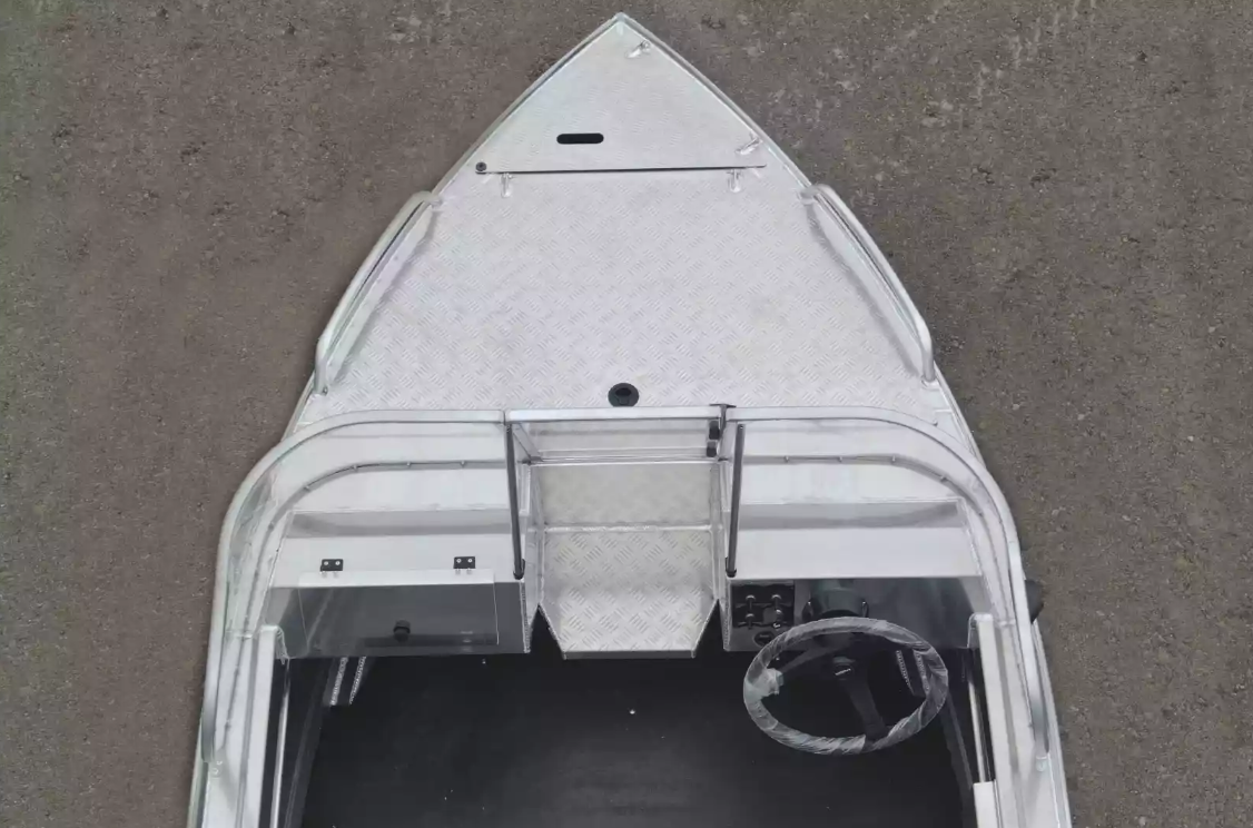 Алюминиевая лодка  Neman-400 PRO в Пушкино