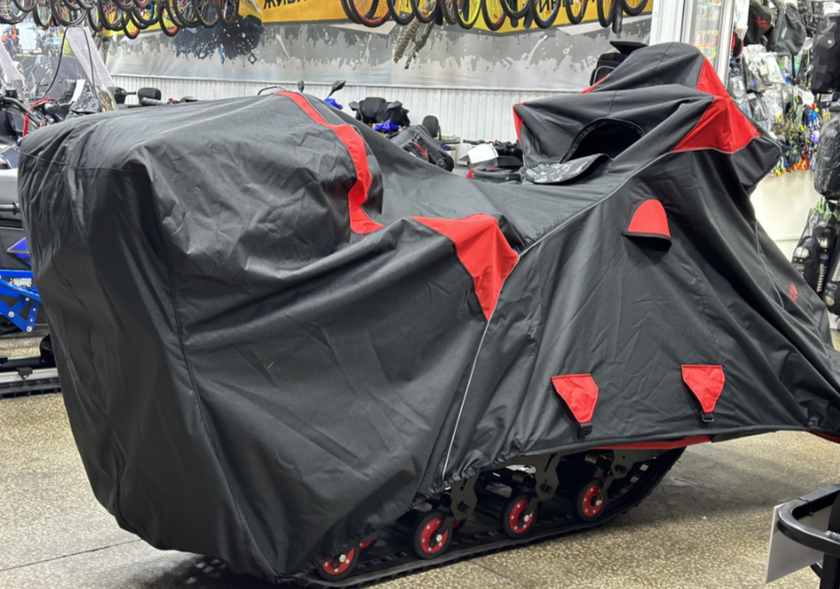 Чехол транспорт. снегохода IKUDZO HUNTER черно-красный Оксфорд ПРЕМИУМ качества с лого IKUDZO в Пушкино