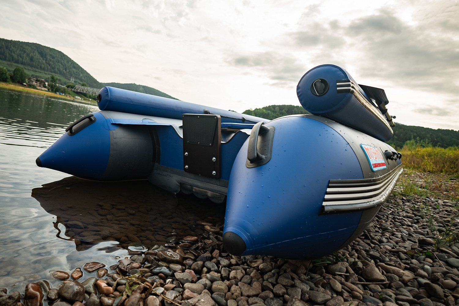 Лодка MISHIMO RIVER FJET PRO 410  под водомет в Пушкино