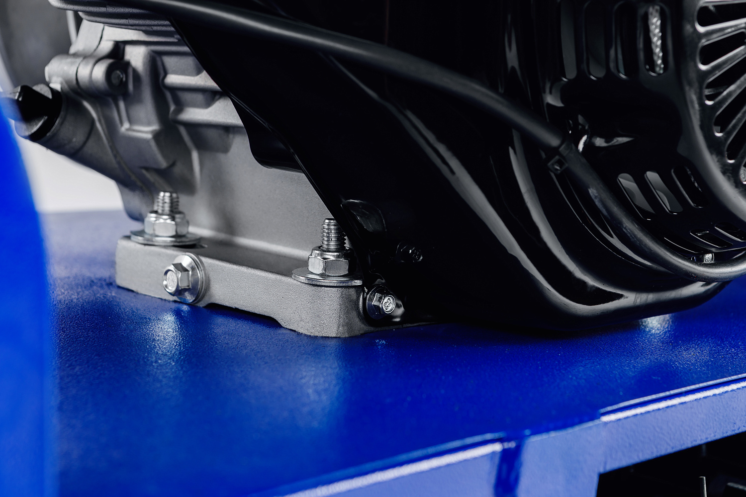 Мотобуксировщик SNOW DOG 17 с эл. запуском (DINKING) в Пушкино