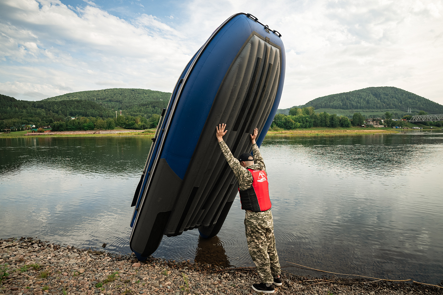 Лодка MISHIMO RIVER FJET PRO 410  под водомет в Пушкино